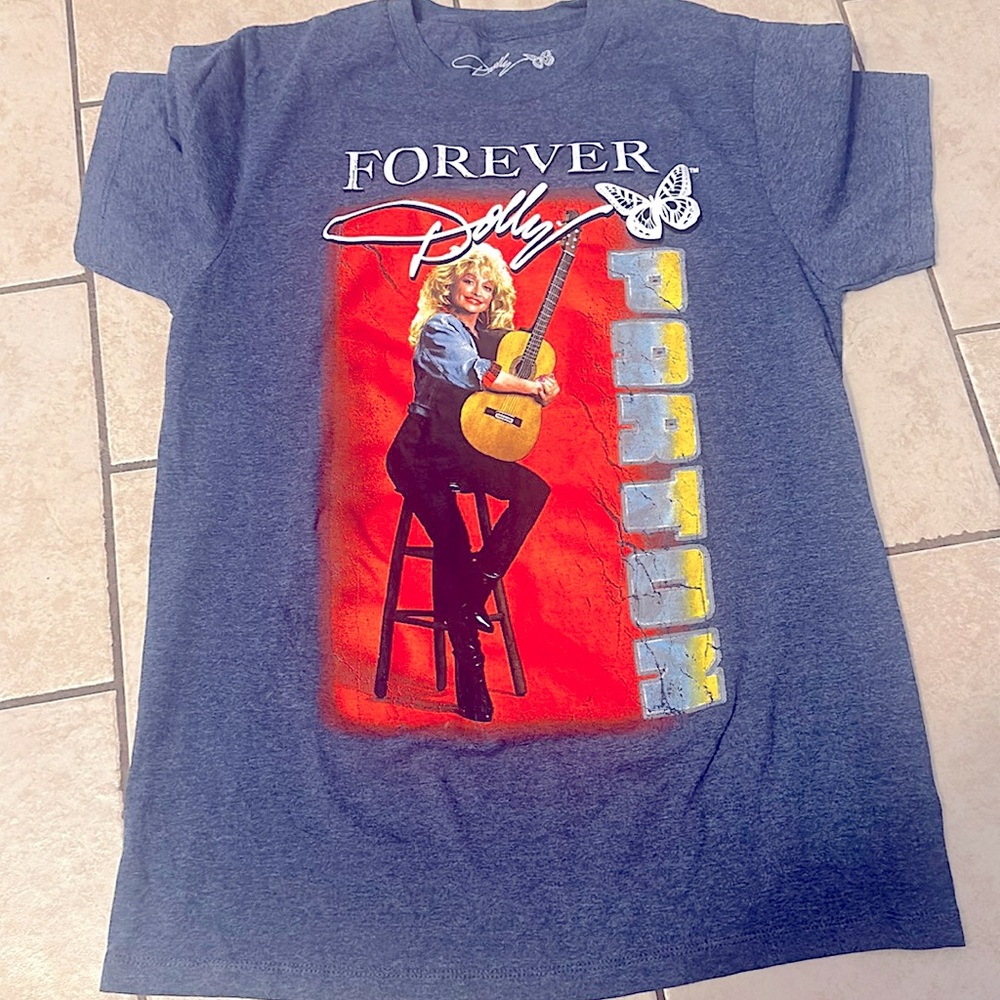 Dolly Tee Size Small